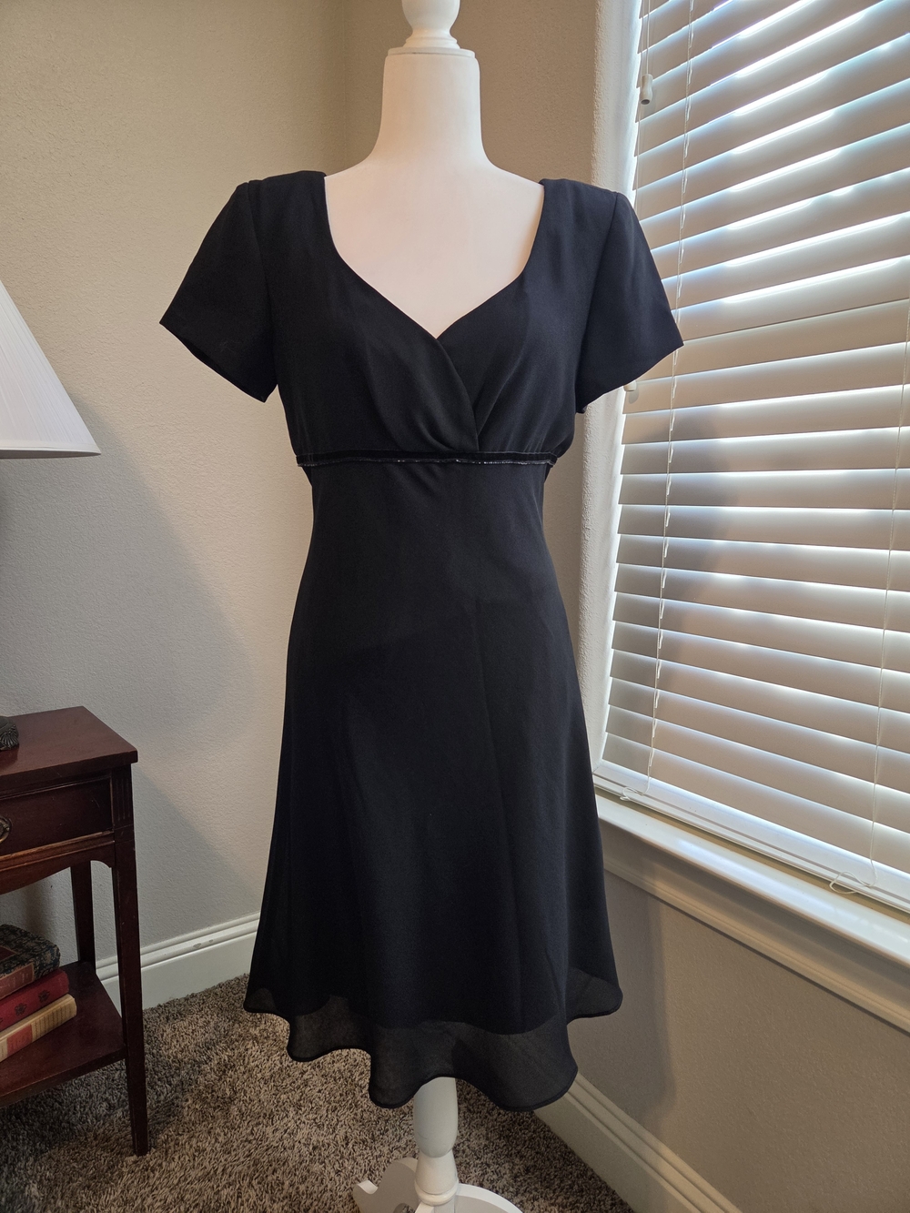 Jeffrey & Dara Black Short Sleeve V-Neck Empire Waist Dress